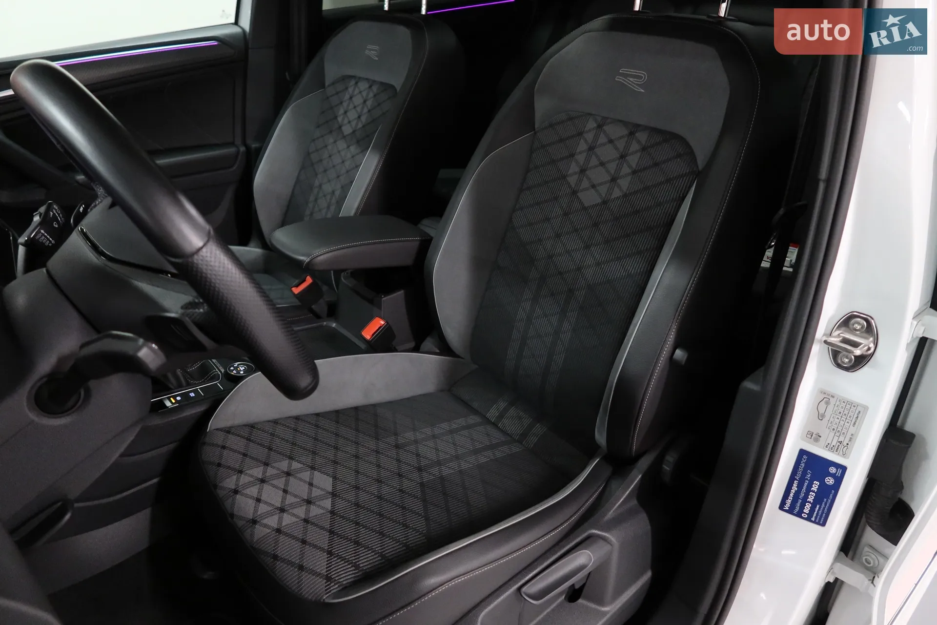 2021 Volkswagen Tiguan - мініатюра 47