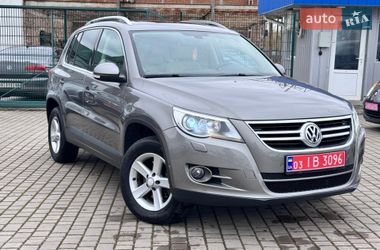 Внедорожник / Кроссовер Volkswagen Tiguan 2011 в Староконстантинове