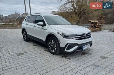 Позашляховик / Кросовер Volkswagen Tiguan 2022 в Тернополі