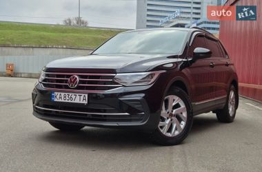 Внедорожник / Кроссовер Volkswagen Tiguan 2021 в Киеве