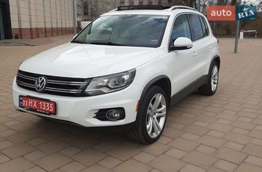Позашляховик / Кросовер Volkswagen Tiguan 2015 в Харкові