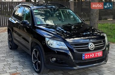 Внедорожник / Кроссовер Volkswagen Tiguan 2008 в Староконстантинове