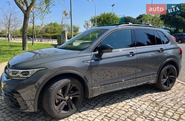 Внедорожник / Кроссовер Volkswagen Tiguan 2021 в Черновцах