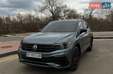Позашляховик / Кросовер Volkswagen Tiguan 2022 в Києві