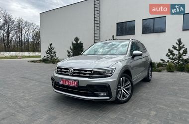 Позашляховик / Кросовер Volkswagen Tiguan 2017 в Луцьку