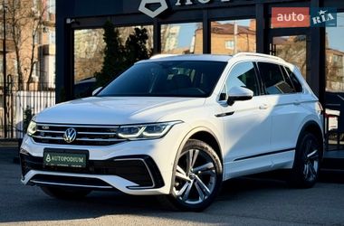 Позашляховик / Кросовер Volkswagen Tiguan 2022 в Києві
