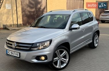 Позашляховик / Кросовер Volkswagen Tiguan 2015 в Володимирі