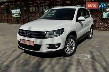 Позашляховик / Кросовер Volkswagen Tiguan 2016 в Одесі