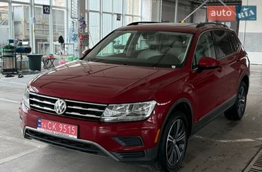 Внедорожник / Кроссовер Volkswagen Tiguan 2018 в Вознесенске