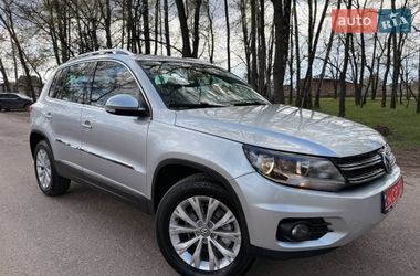 Внедорожник / Кроссовер Volkswagen Tiguan 2014 в Ахтырке