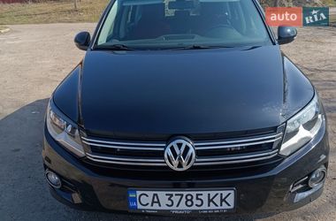 Позашляховик / Кросовер Volkswagen Tiguan 2016 в Золотоноші