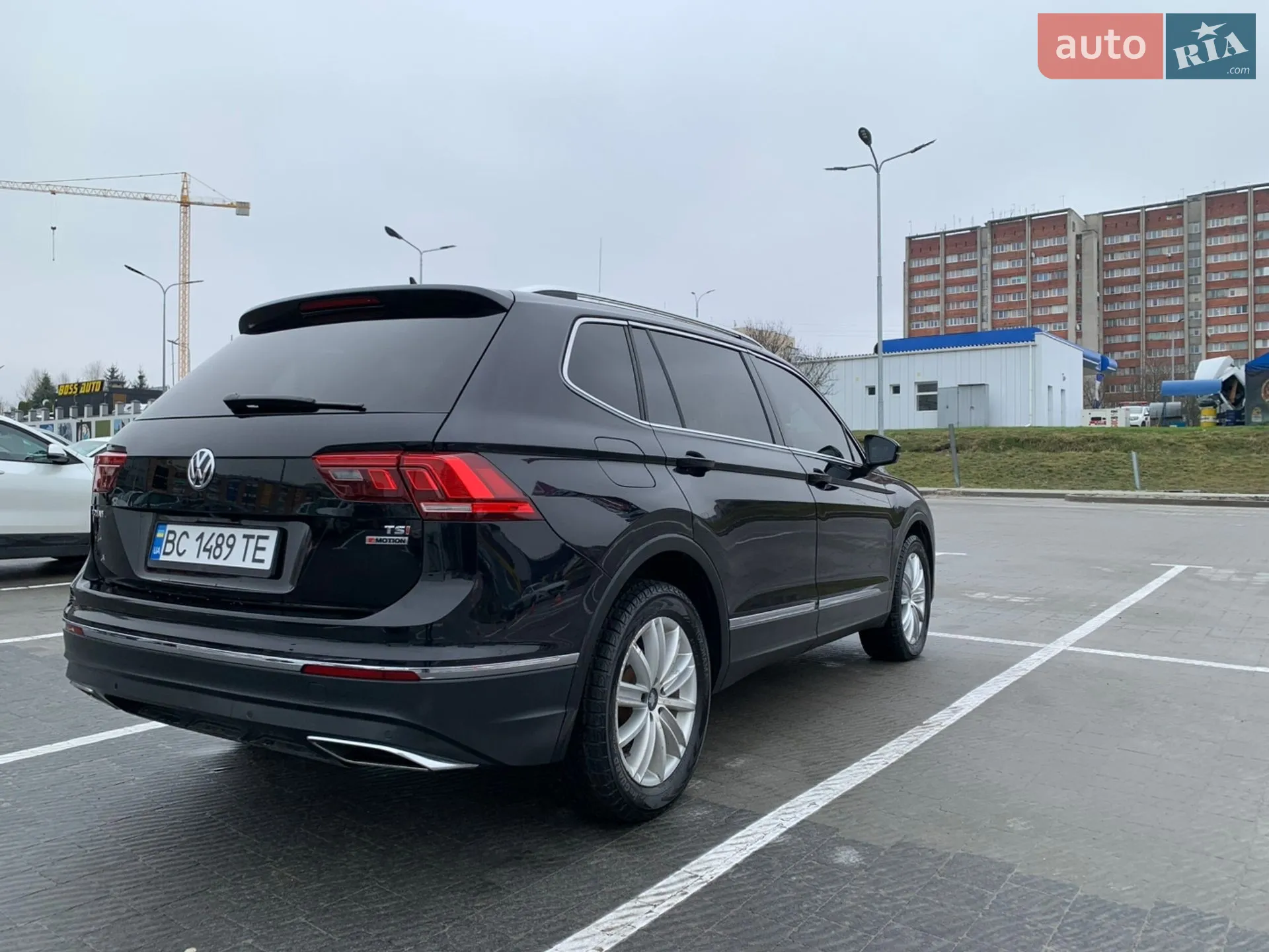 2017 Volkswagen Tiguan - мініатюра 10