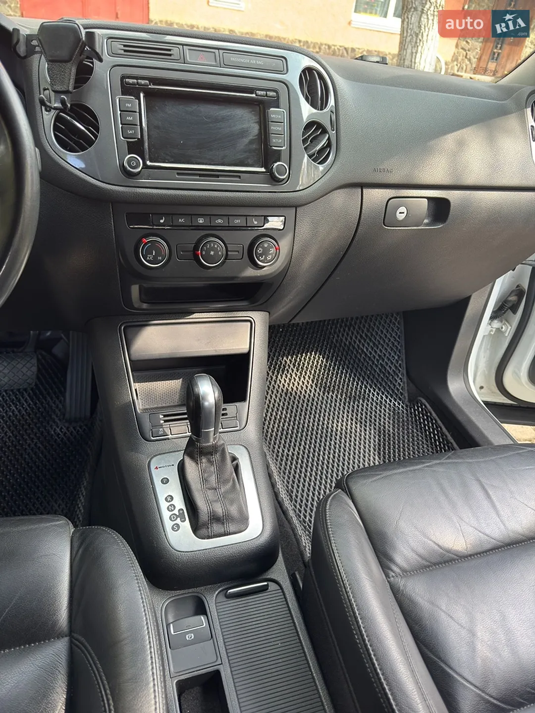2014 Volkswagen Tiguan - мініатюра 19