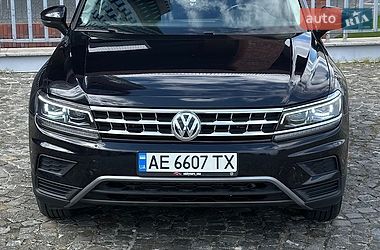 Внедорожник / Кроссовер Volkswagen Tiguan 2018 в Днепре