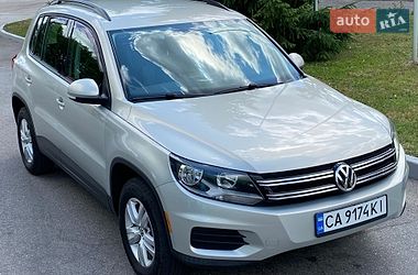 Внедорожник / Кроссовер Volkswagen Tiguan 2015 в Смеле