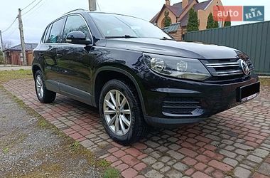 Внедорожник / Кроссовер Volkswagen Tiguan 2016 в Киеве