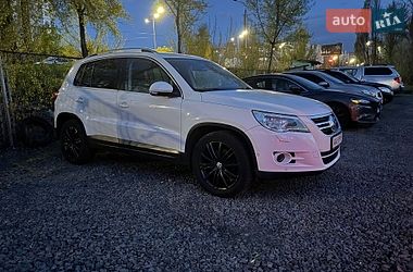 Внедорожник / Кроссовер Volkswagen Tiguan 2008 в Киеве