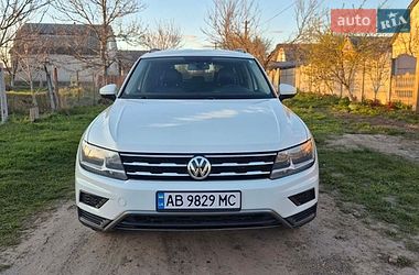 Позашляховик / Кросовер Volkswagen Tiguan 2018 в Літині