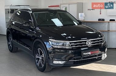 Позашляховик / Кросовер Volkswagen Tiguan 2017 в Києві