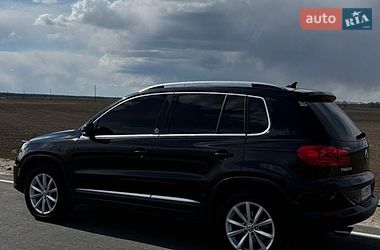 Внедорожник / Кроссовер Volkswagen Tiguan 2016 в Фастове