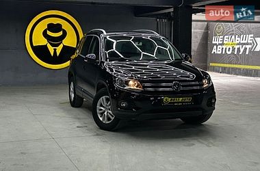 Позашляховик / Кросовер Volkswagen Tiguan 2014 в Чернівцях