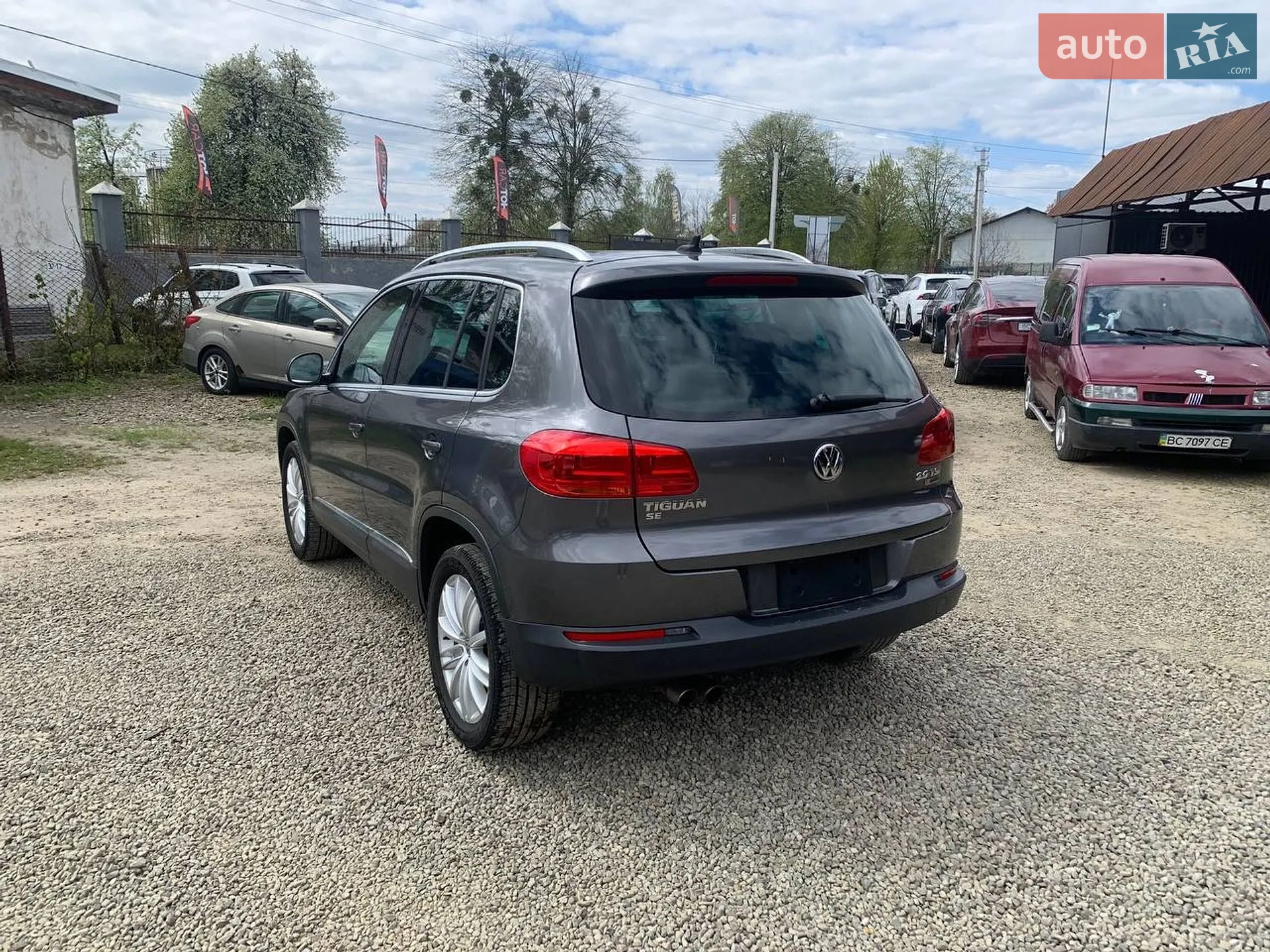 2016 Volkswagen Tiguan - фото 1