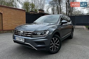 Позашляховик / Кросовер Volkswagen Tiguan 2021 в Києві