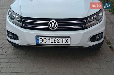 Внедорожник / Кроссовер Volkswagen Tiguan 2015 в Львове