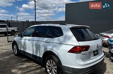 Внедорожник / Кроссовер Volkswagen Tiguan 2018 в Львове