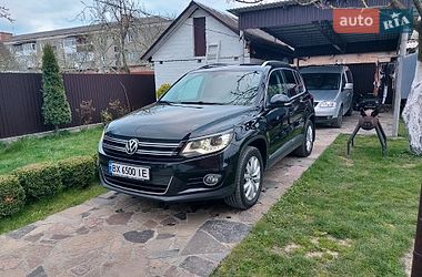 Внедорожник / Кроссовер Volkswagen Tiguan 2013 в Изяславе