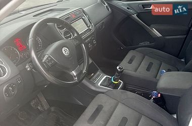 Внедорожник / Кроссовер Volkswagen Tiguan 2008 в Харькове