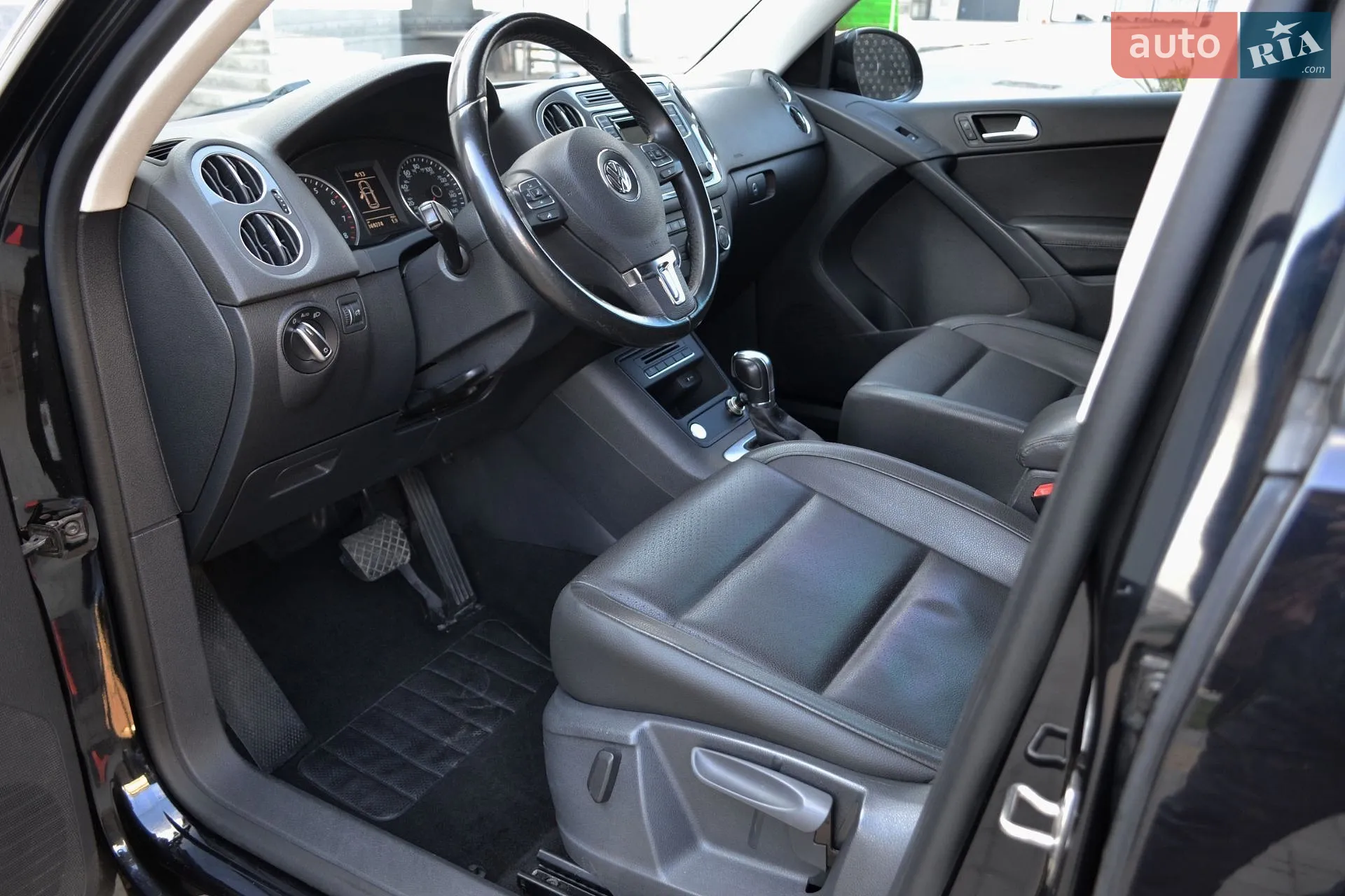 2015 Volkswagen Tiguan - мініатюра 29