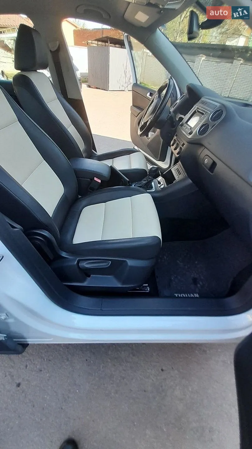 2015 Volkswagen Tiguan - мініатюра 32