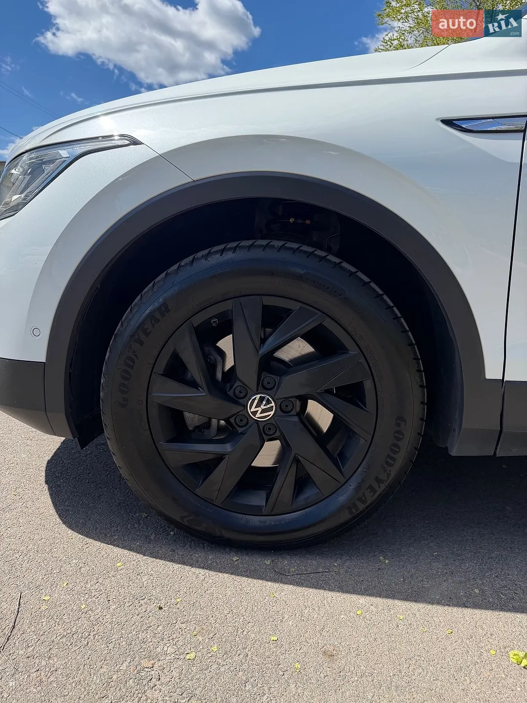 2021 Volkswagen Tiguan - мініатюра 32