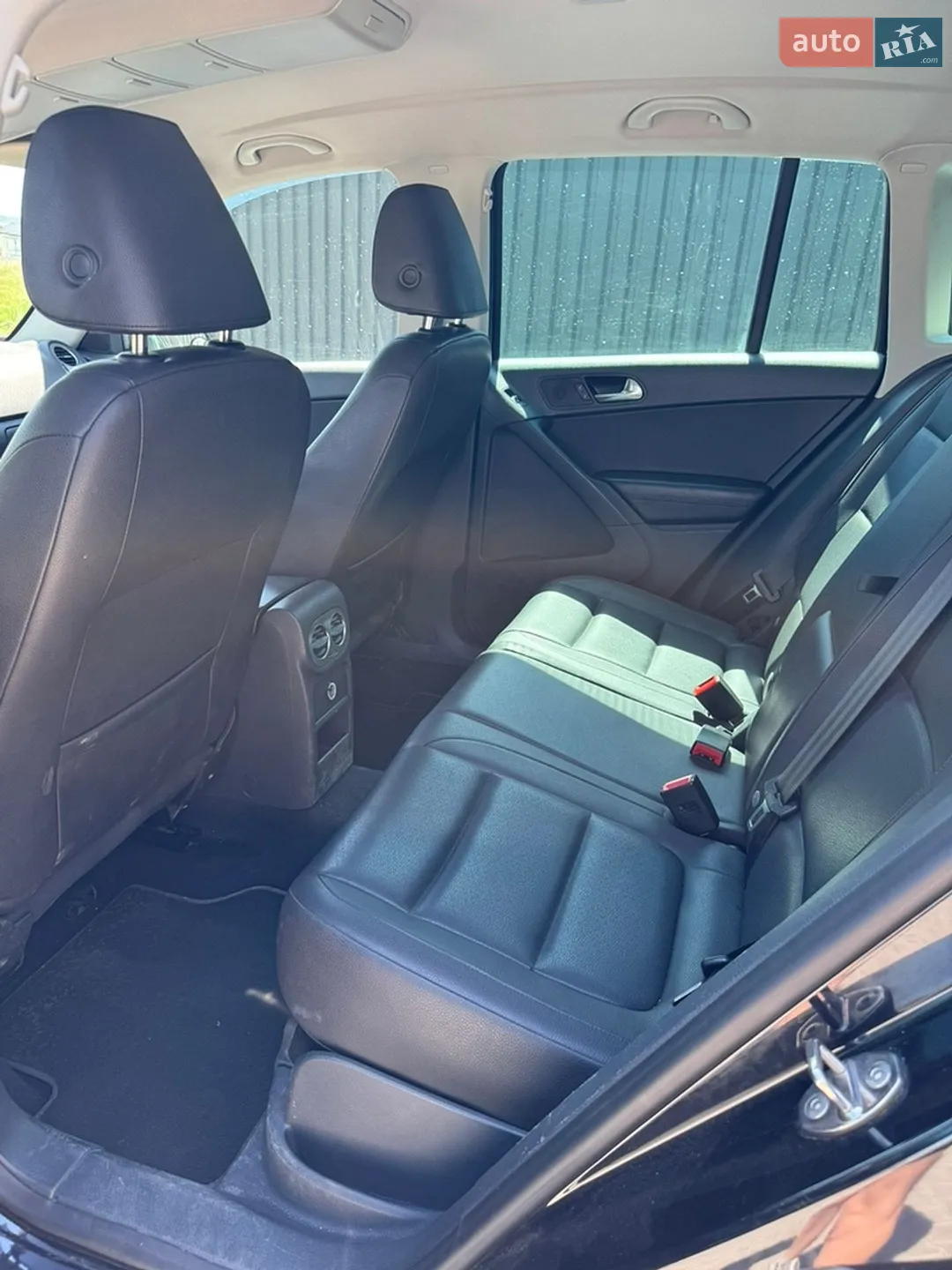 2011 Volkswagen Tiguan - мініатюра 17