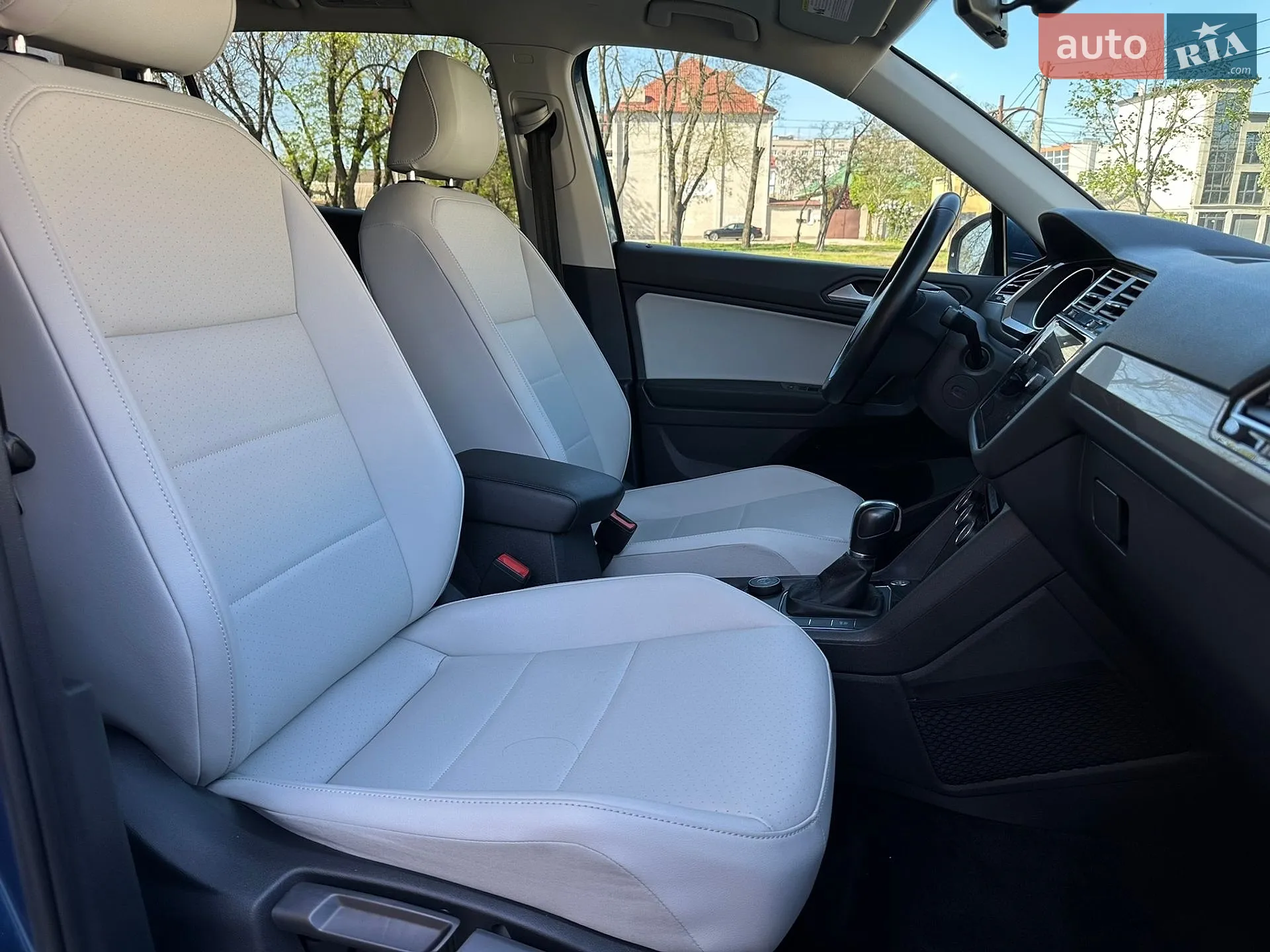 2019 Volkswagen Tiguan - мініатюра 28