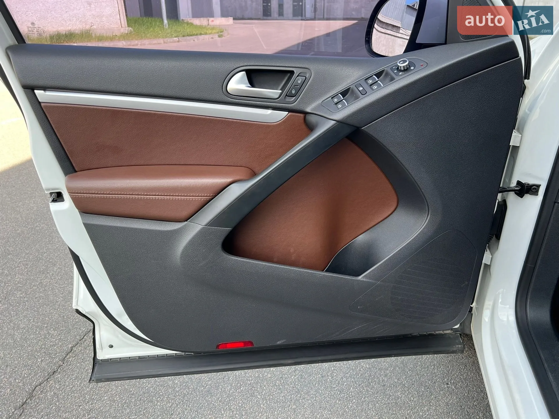 2015 Volkswagen Tiguan - мініатюра 15