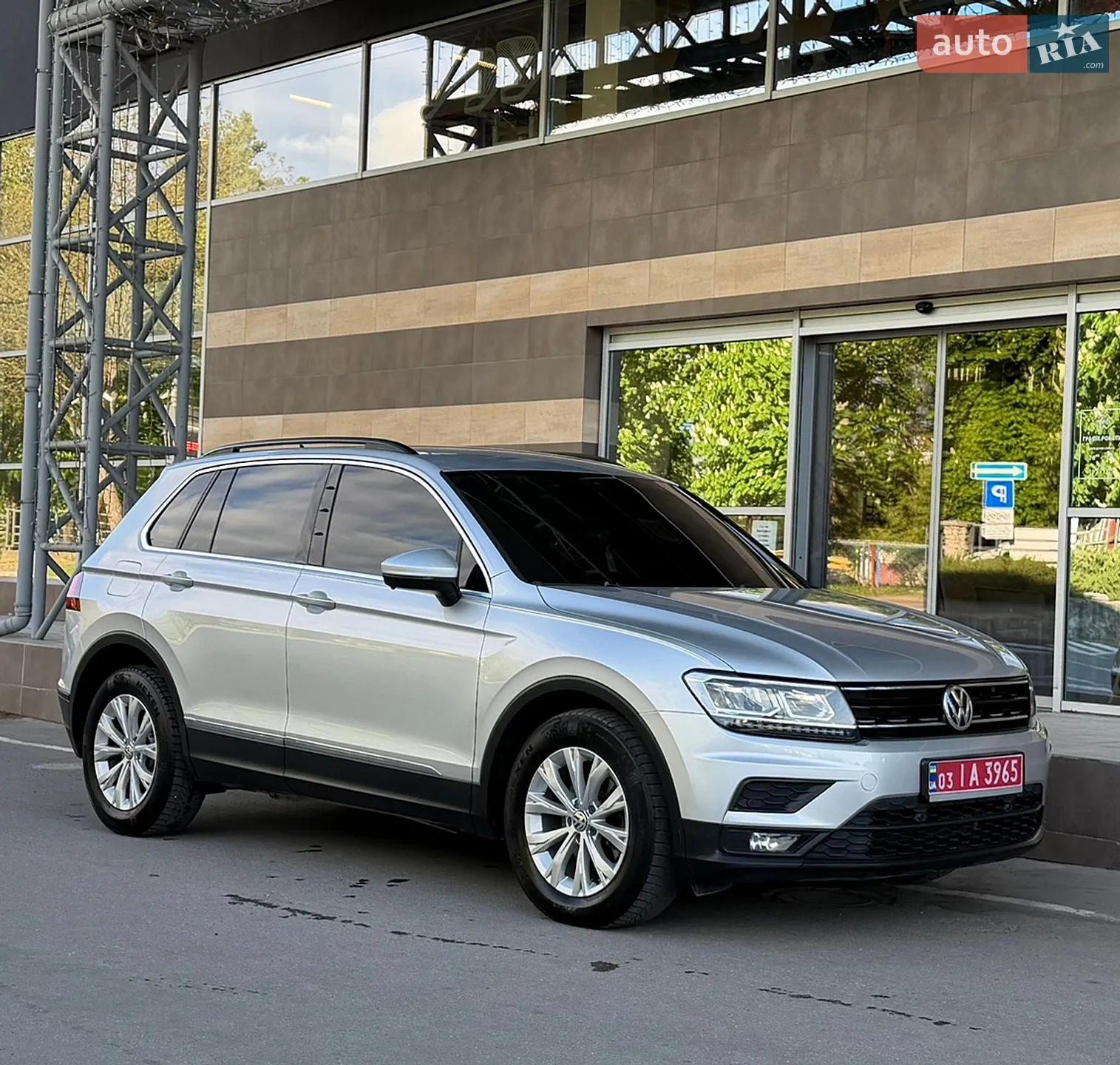 2018 Volkswagen Tiguan - мініатюра 20