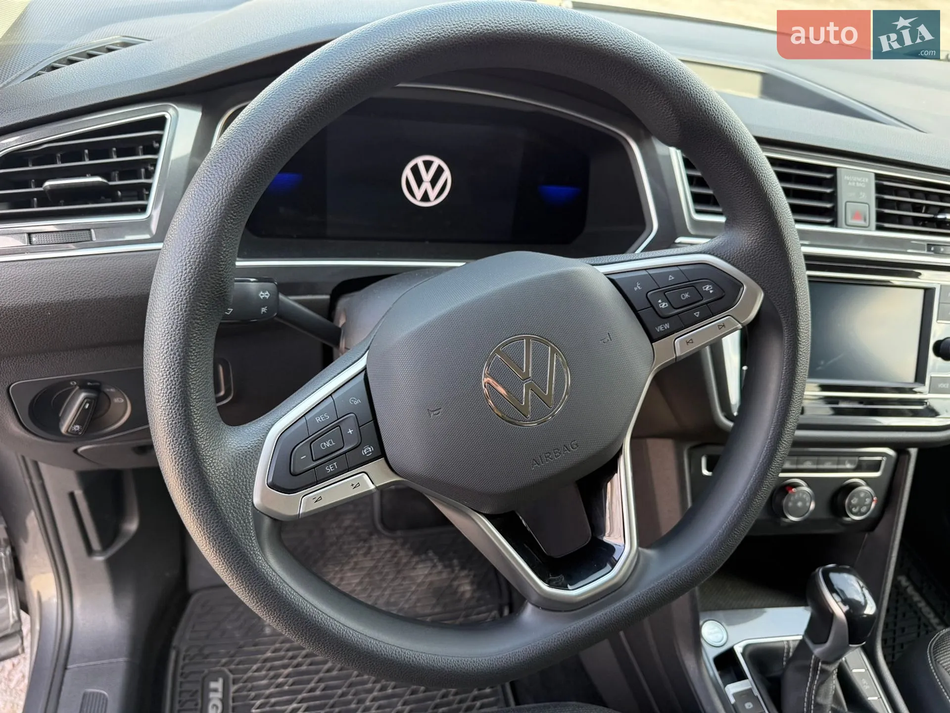 2021 Volkswagen Tiguan - мініатюра 29