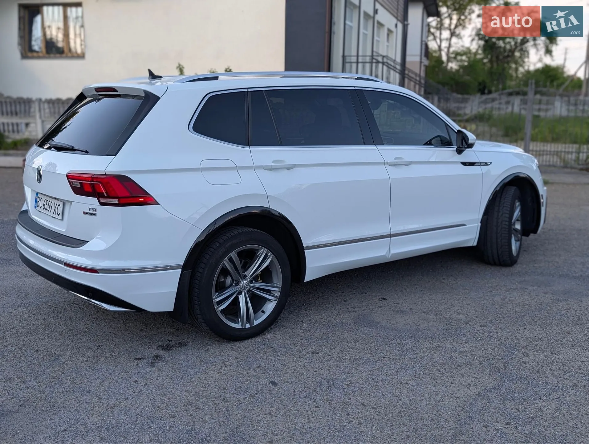 2018 Volkswagen Tiguan - мініатюра 9