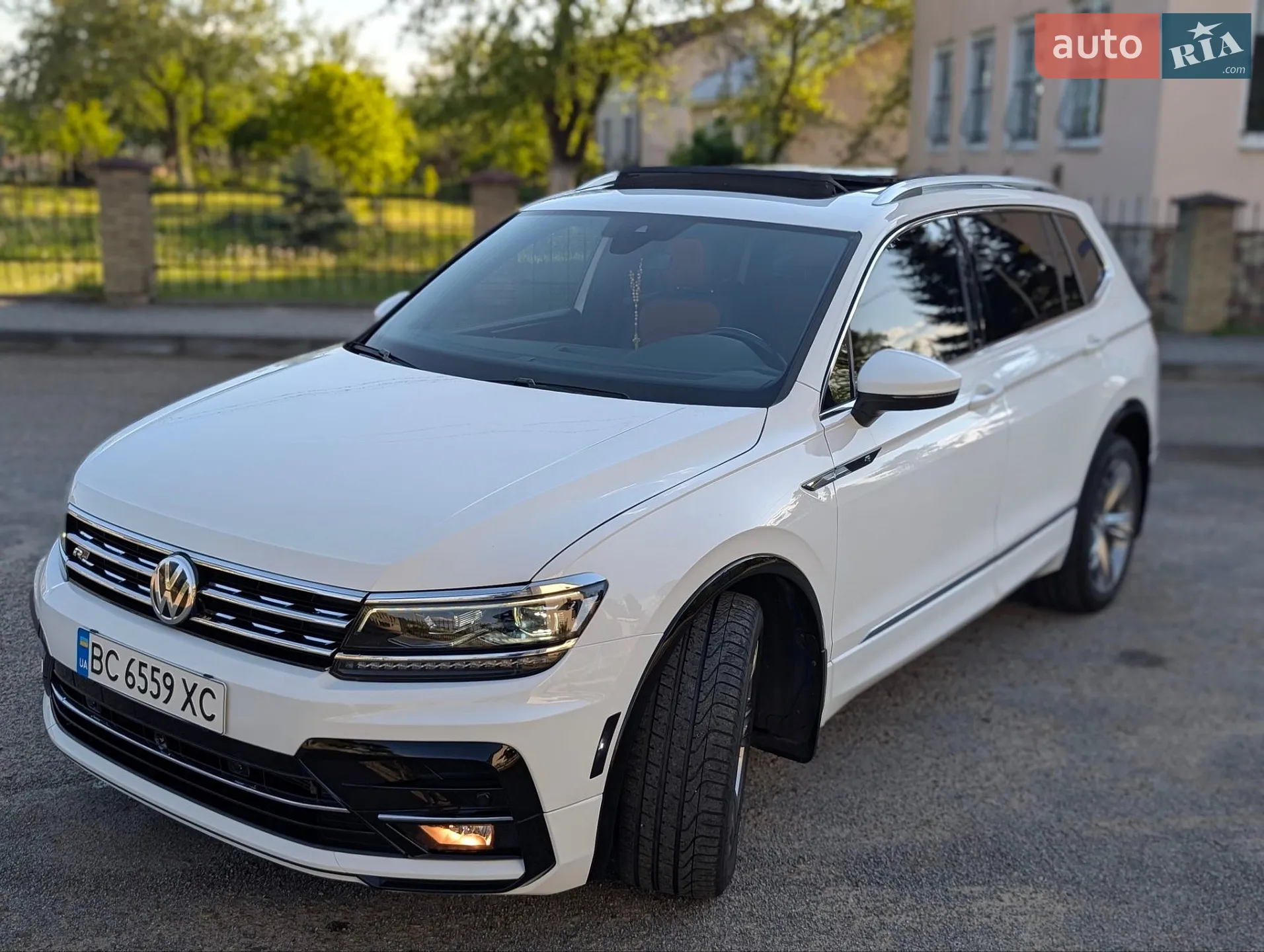 2018 Volkswagen Tiguan - мініатюра 28