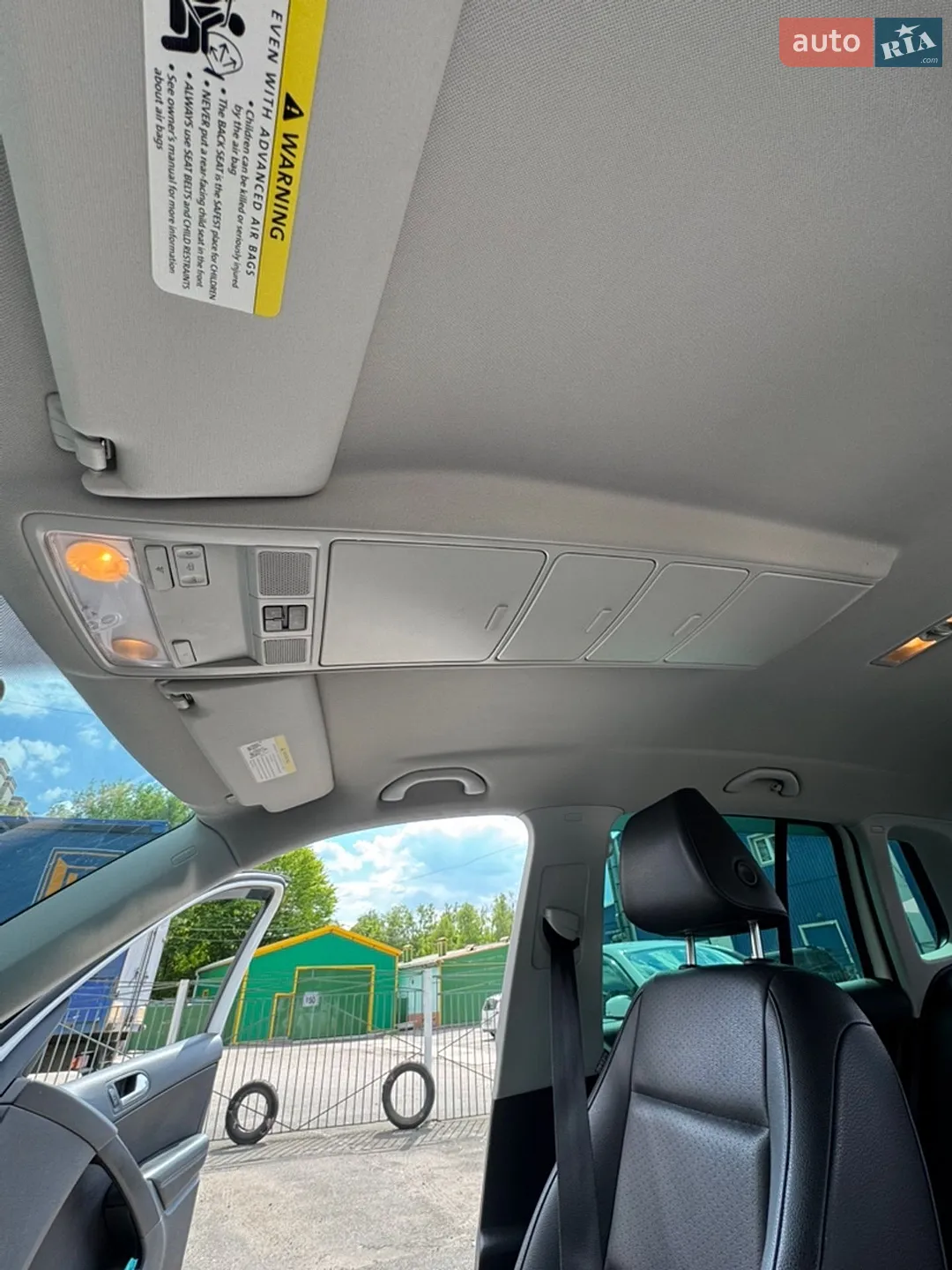 2012 Volkswagen Tiguan - мініатюра 24