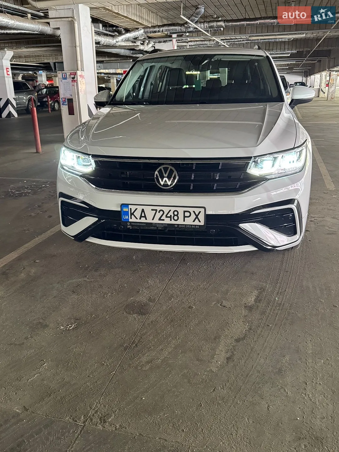 2021 Volkswagen Tiguan - мініатюра 11
