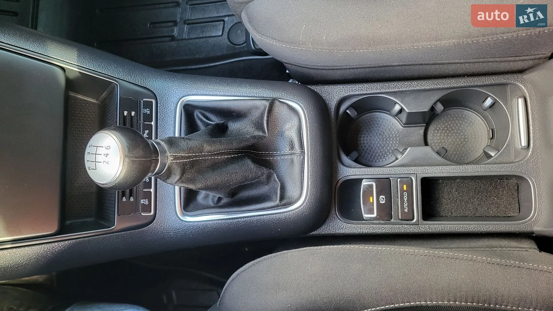 2010 Volkswagen Tiguan - мініатюра 23