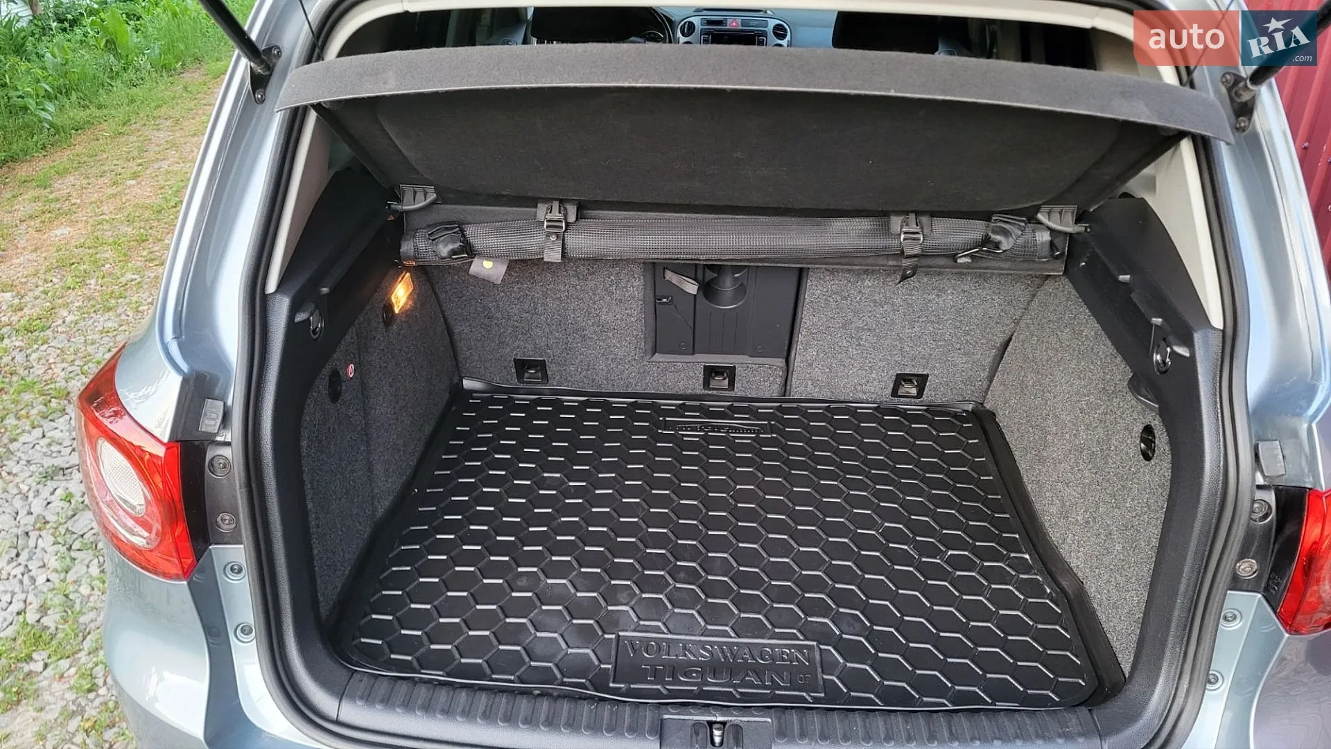 2010 Volkswagen Tiguan - мініатюра 38
