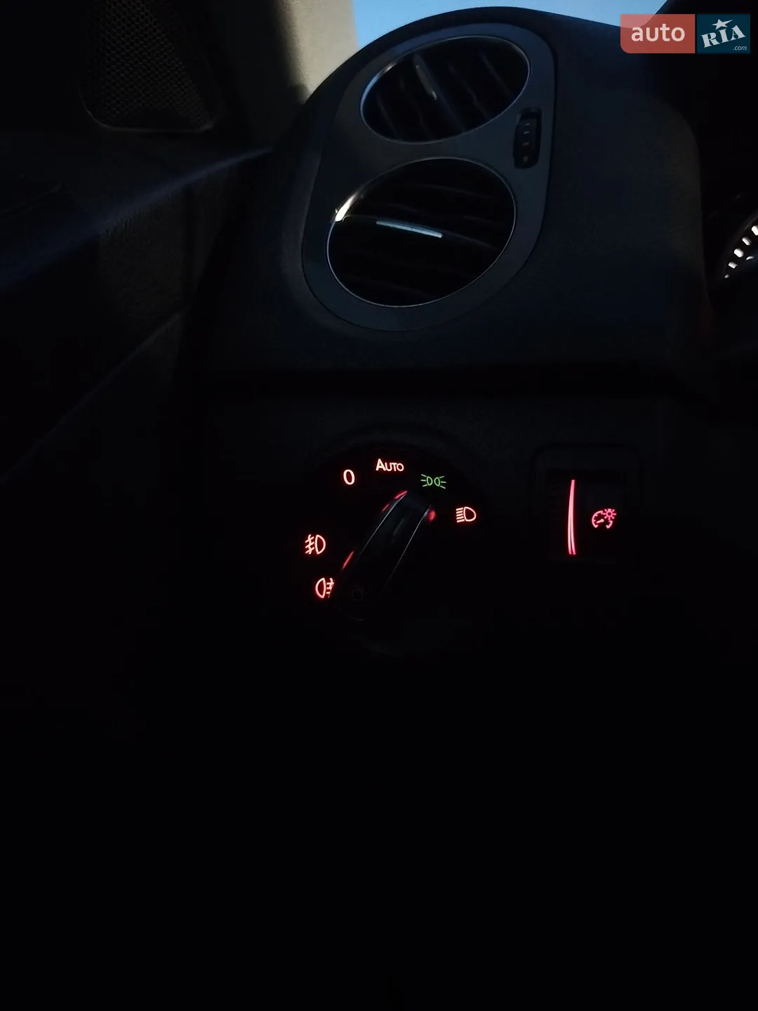 2012 Volkswagen Tiguan - мініатюра 7