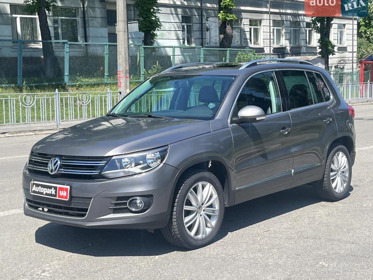 2011 Volkswagen Tiguan - мініатюра 19