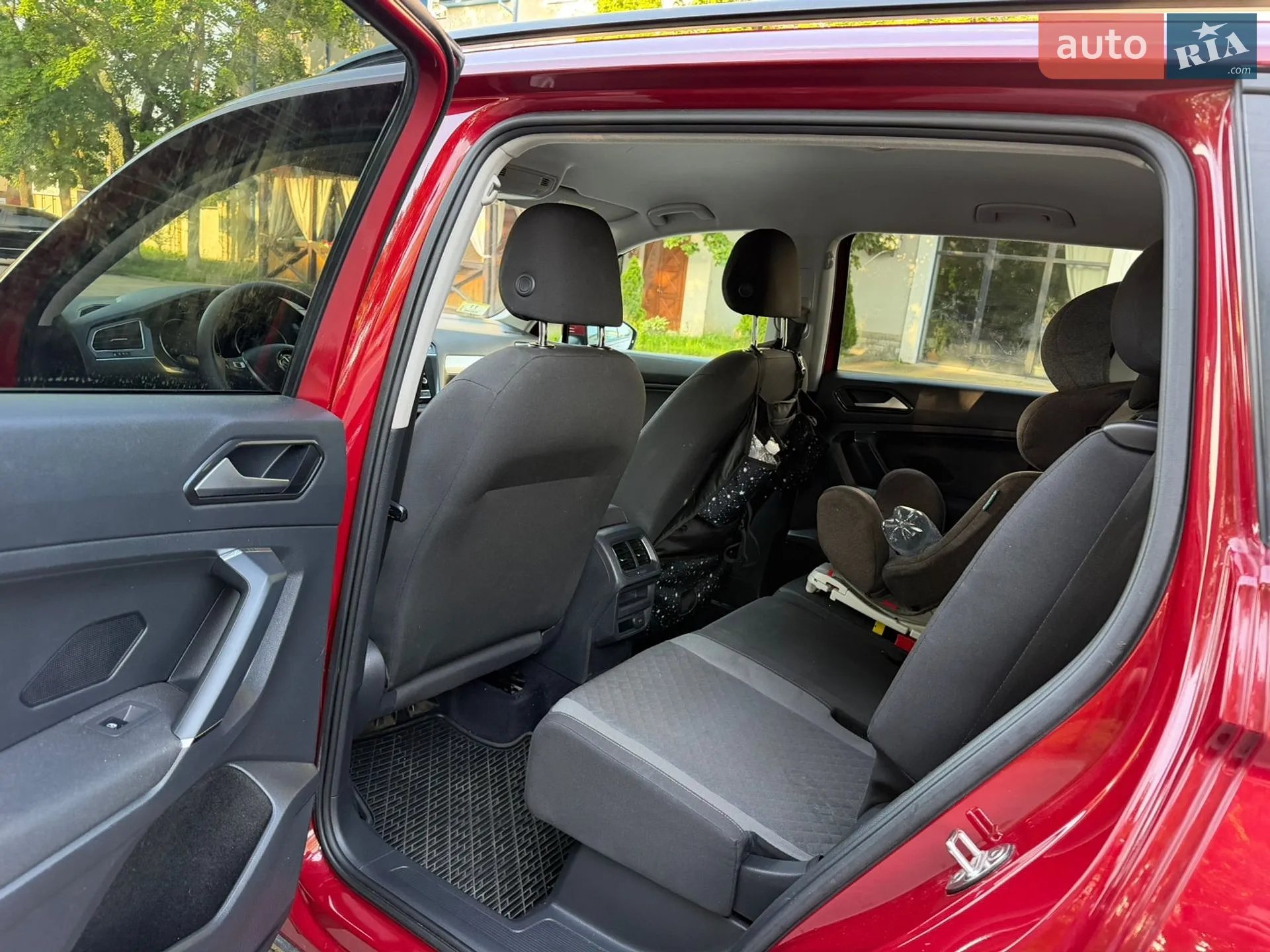 2017 Volkswagen Tiguan - мініатюра 12