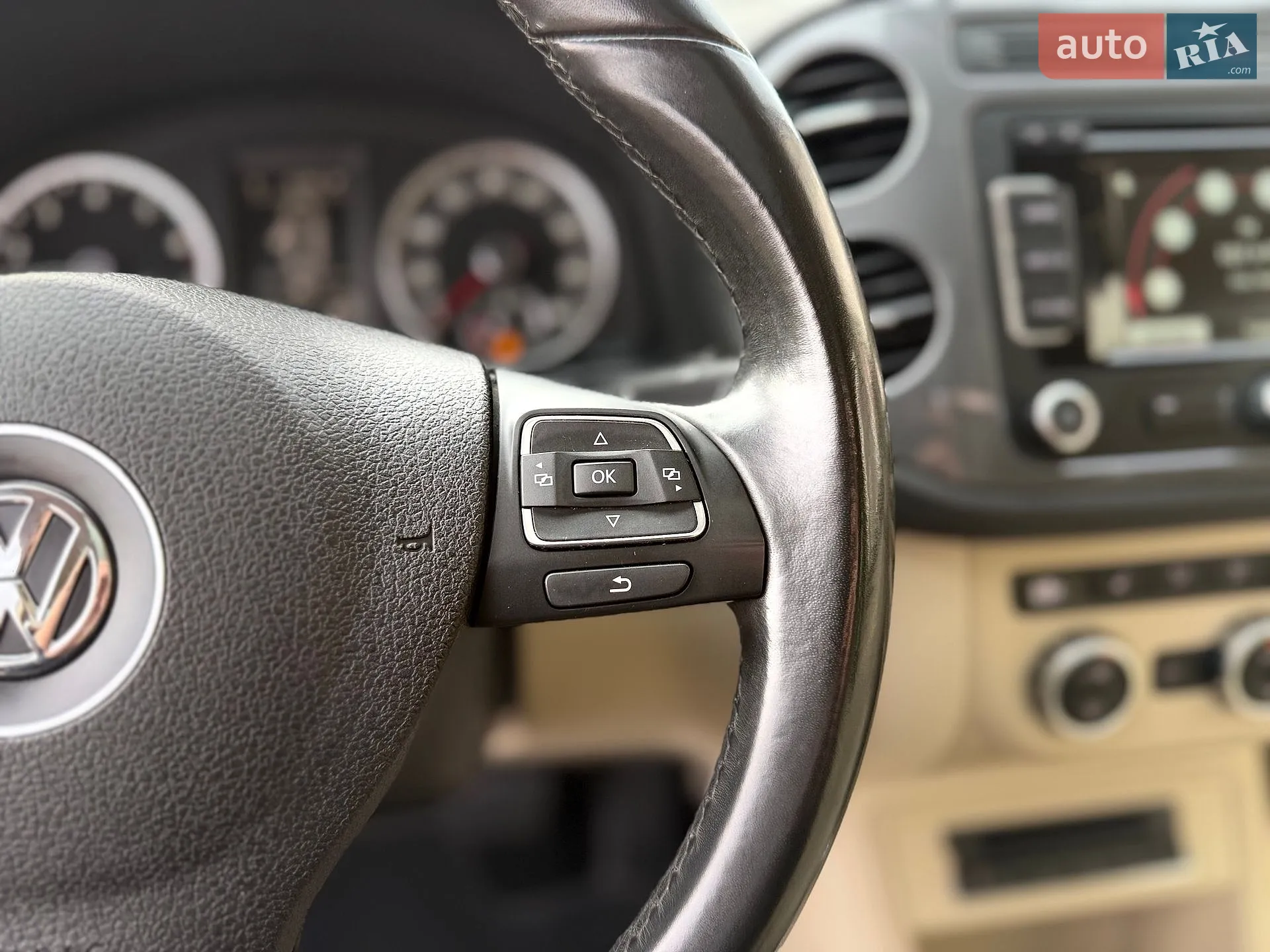 2014 Volkswagen Tiguan - мініатюра 37