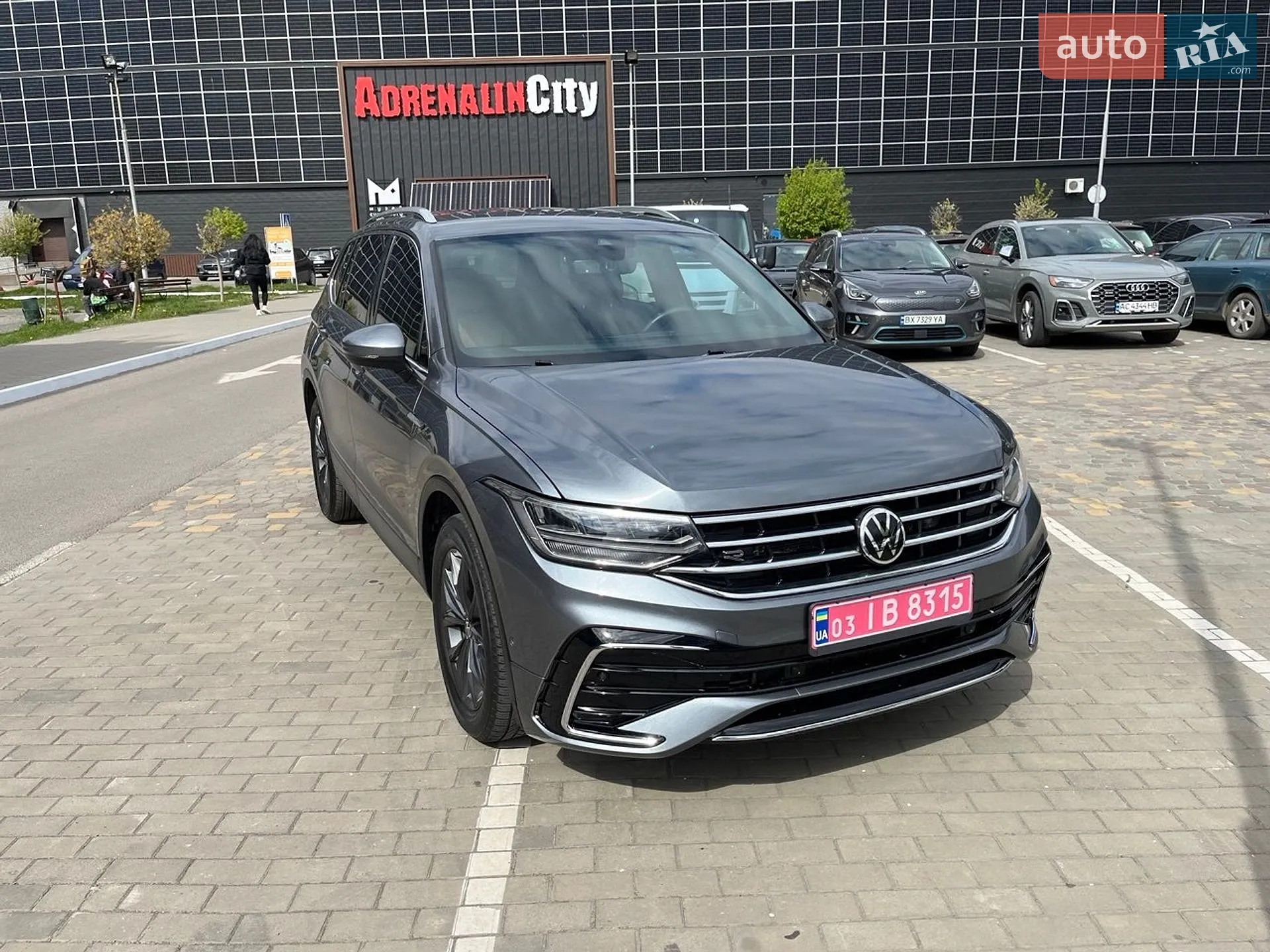 2022 Volkswagen Tiguan - мініатюра 79